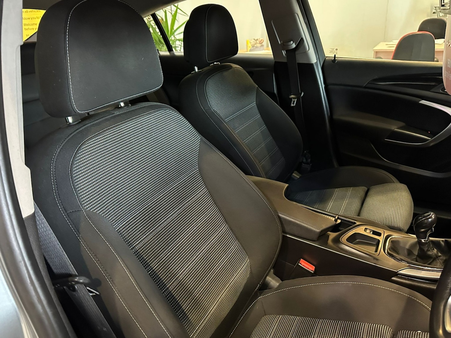 Used Vauxhall Insignia 2011 for sale - 76439835: Photo 15