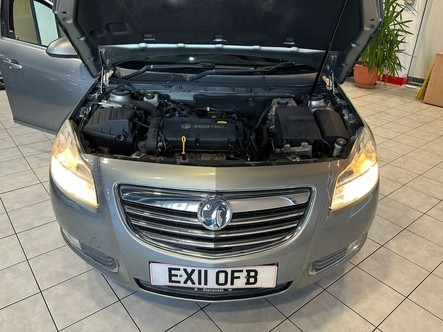 Used Vauxhall Insignia 2011 for sale - 76439835: Photo 24