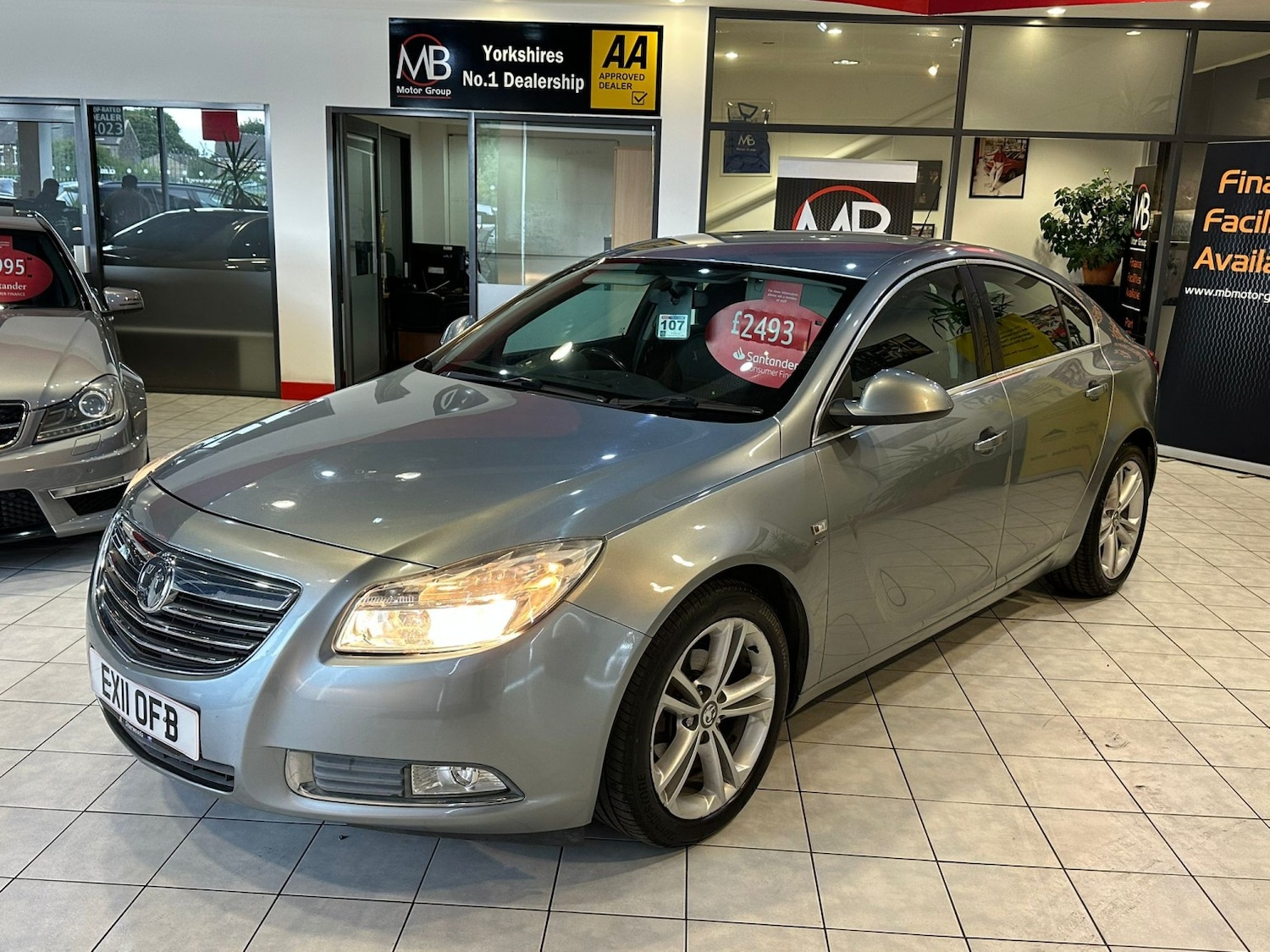 Used Vauxhall Insignia 2011 for sale - 76439835: Photo 3