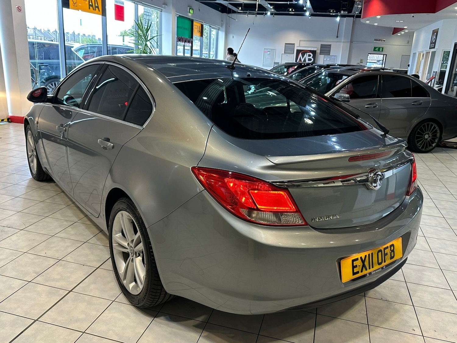 Used Vauxhall Insignia 2011 for sale - 76439835: Photo 9