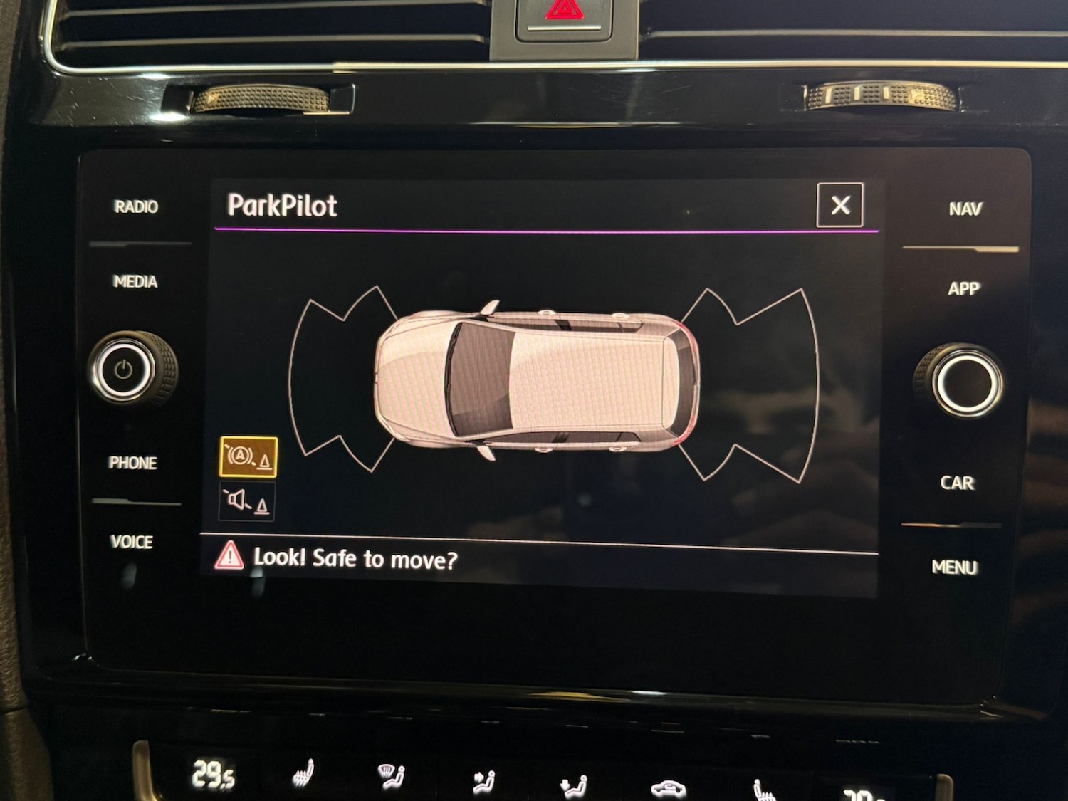 Used Volkswagen Golf 2018 for sale - 77639202: Photo 15