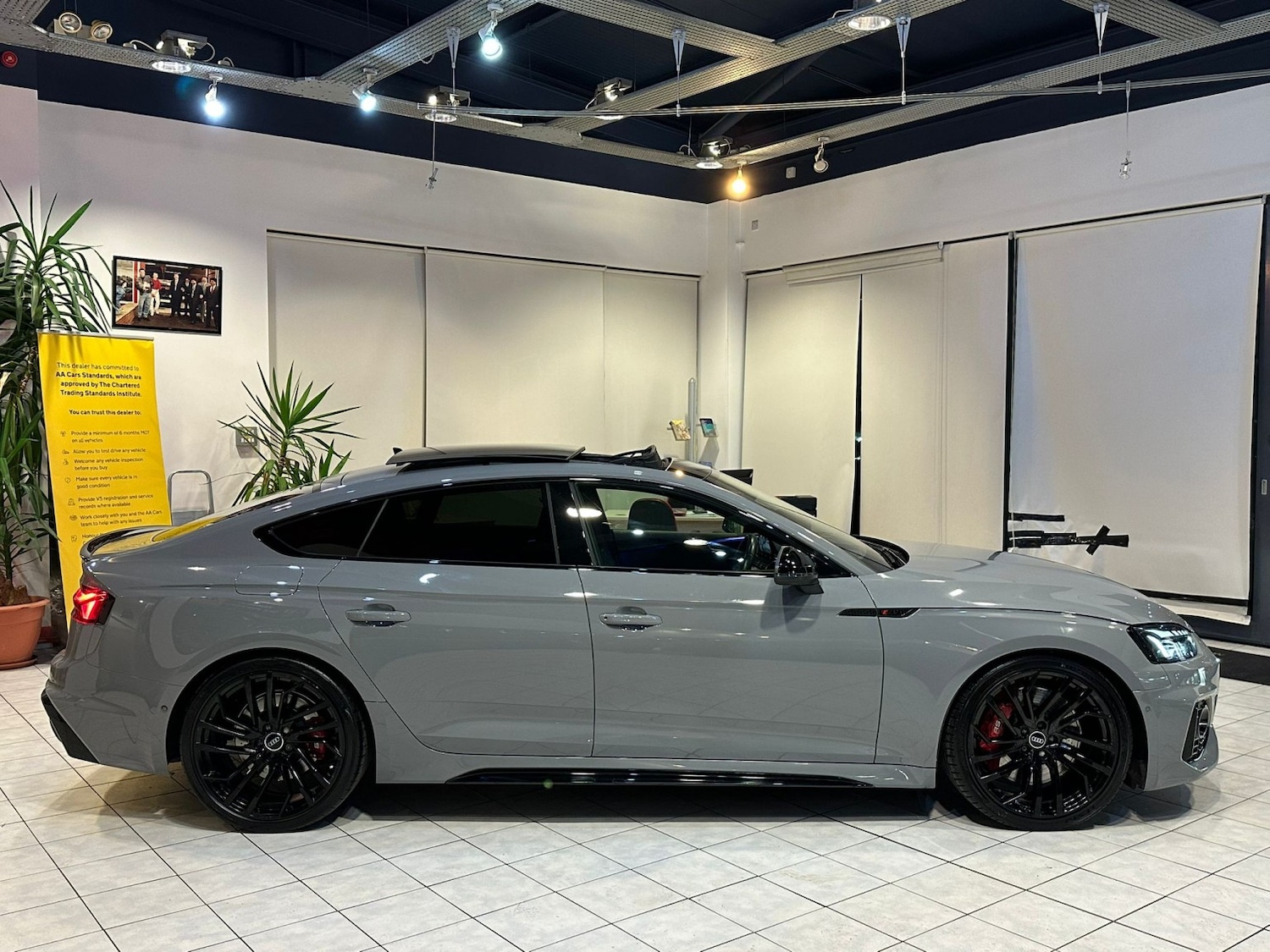 Used Audi RS5 2022 for sale - 76649834: Photo 13