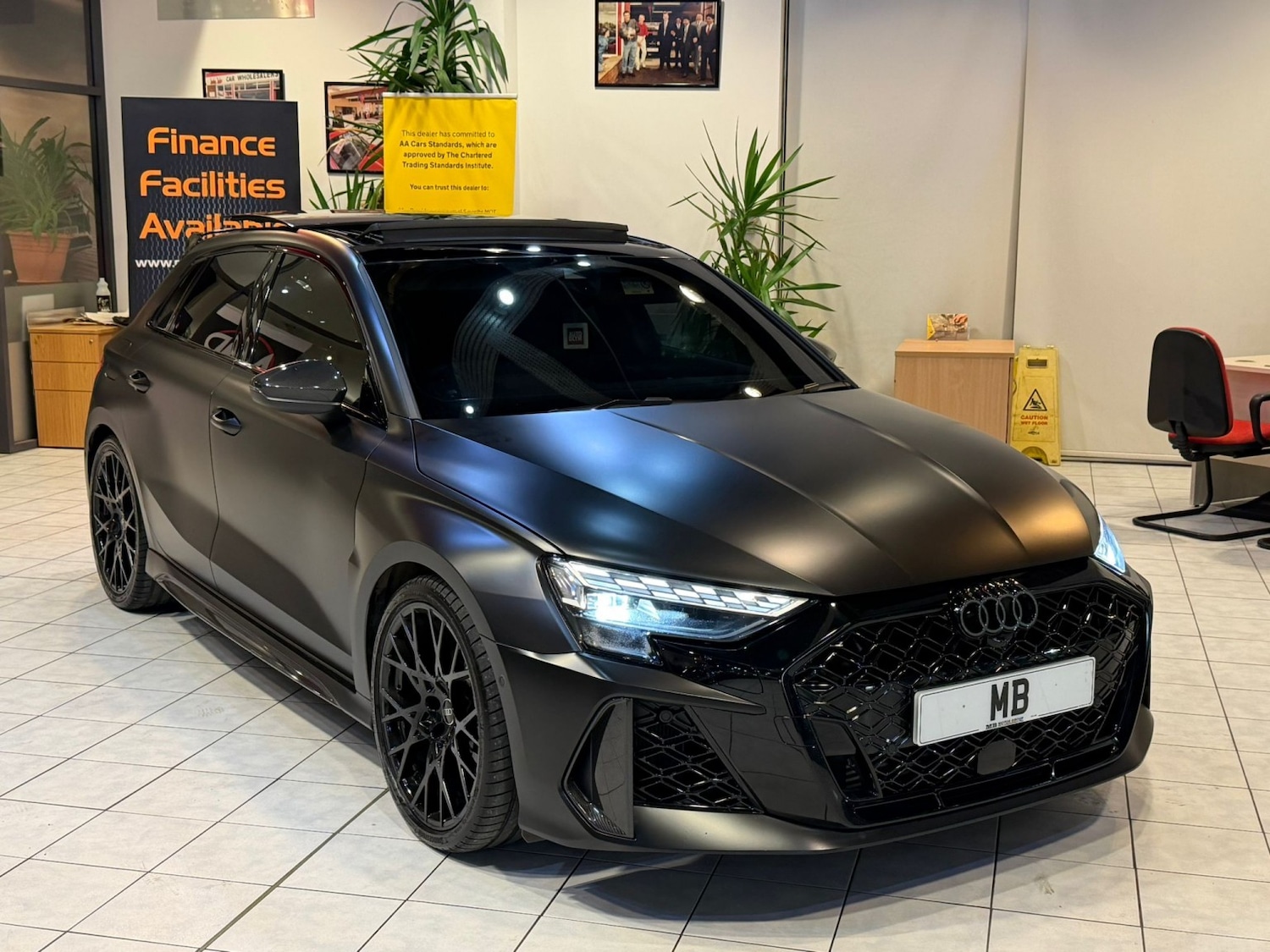 Used Audi RS3 2025 for sale - 76957201: Photo 3