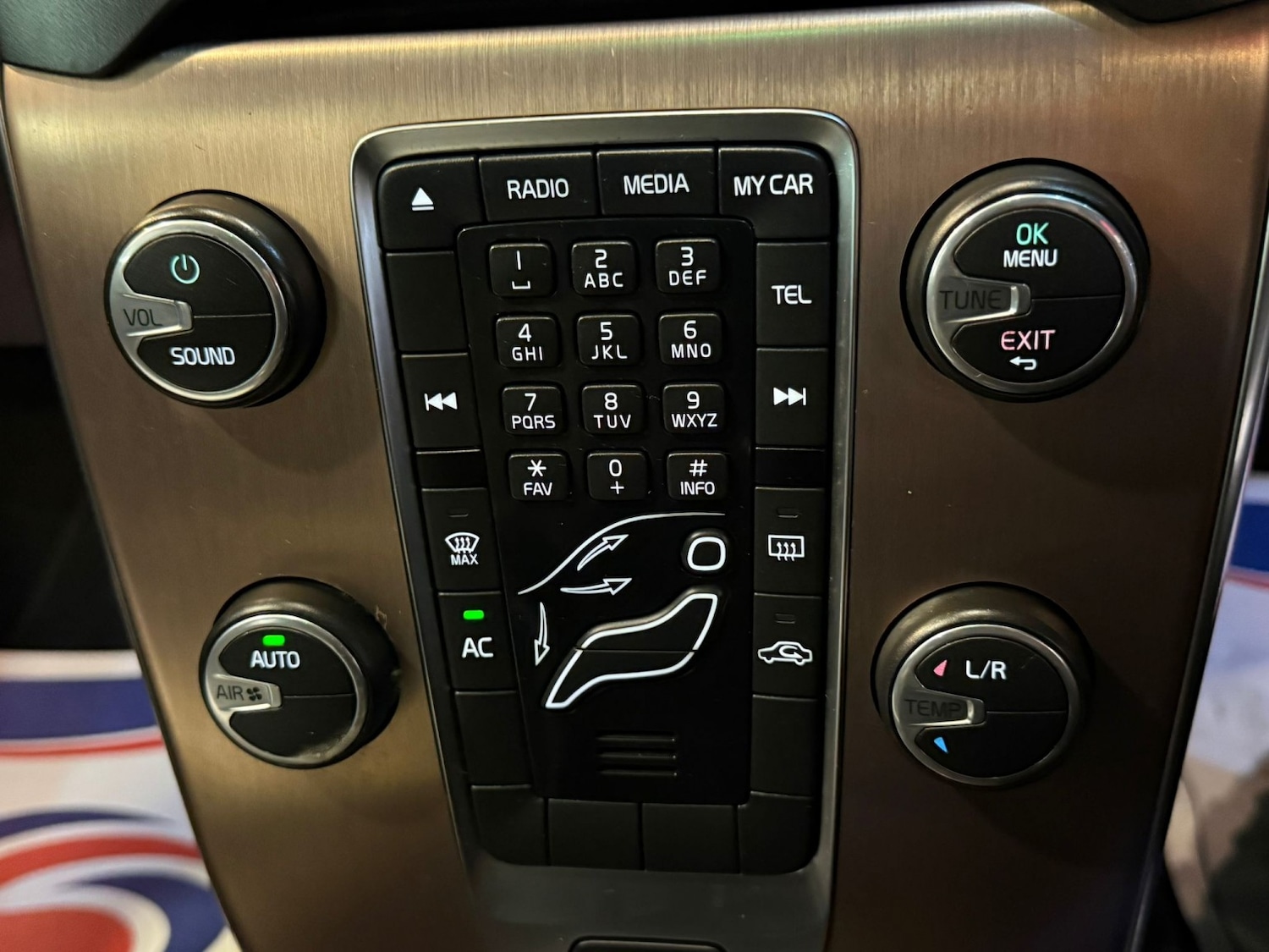 Used Volvo V40 2013 for sale - 77891594: Photo 13