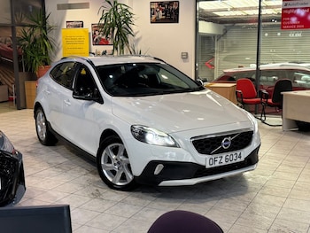 Used Volvo V40 2013 for sale - 77891594: Photo