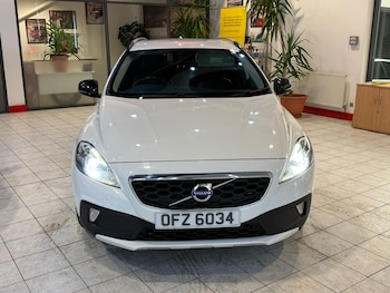 Used Volvo V40 2013 for sale - 77891594: Photo