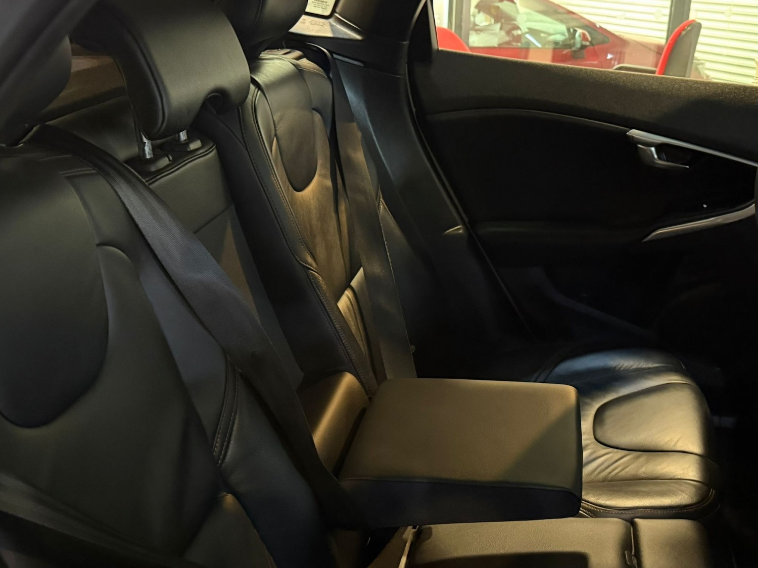 Used Volvo V40 2013 for sale - 77891594: Photo 9