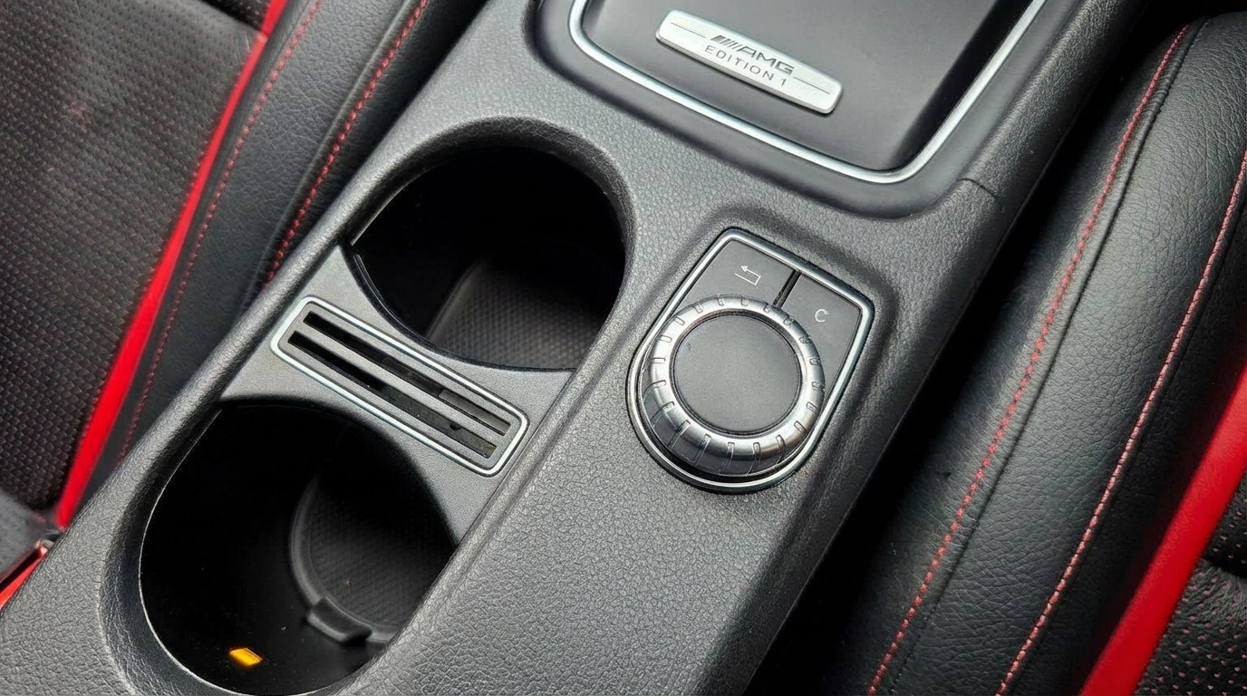 Used Mercedes-Benz GLA 2015 for sale - 76756985: Photo 9