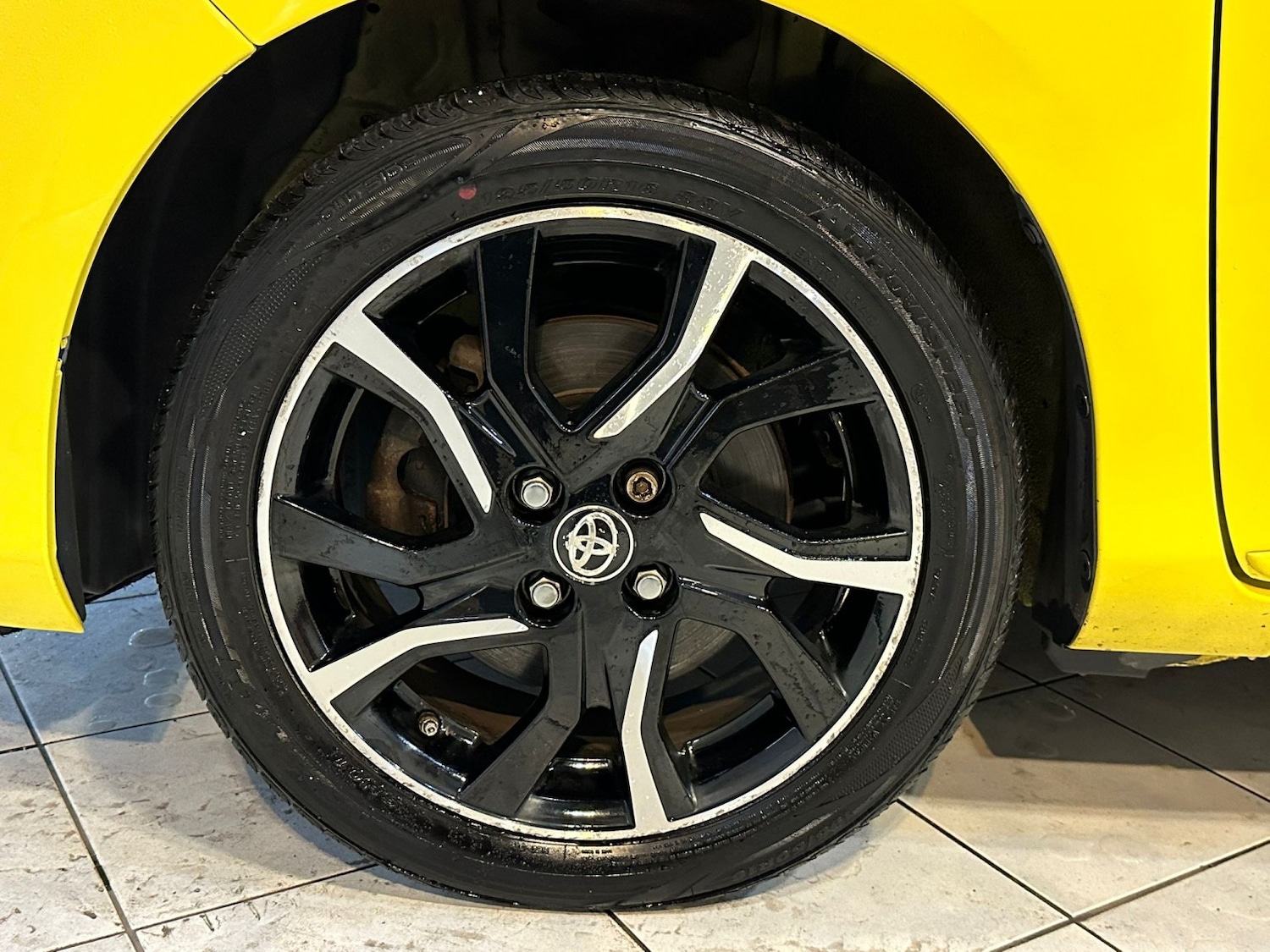 Used Toyota Yaris 2017 for sale - 77395271: Photo 30