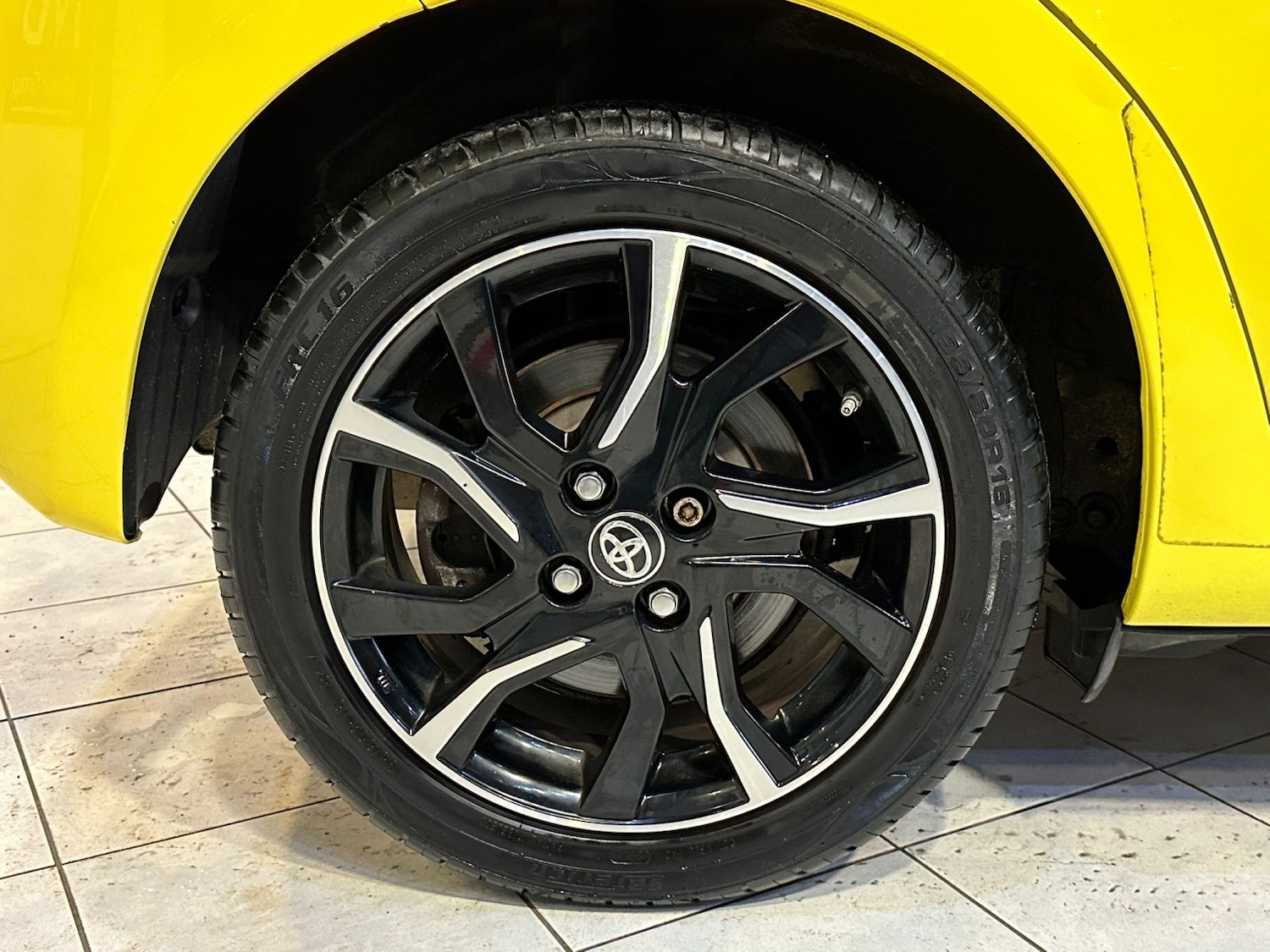 Used Toyota Yaris 2017 for sale - 77395271: Photo 31