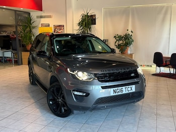 Used Land Rover Discovery Sport 2016 for sale - 79483288: Photo
