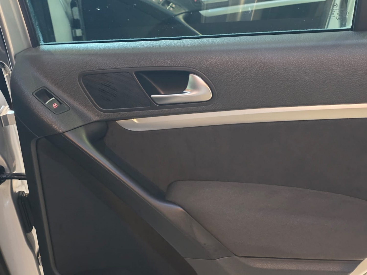 Used Volkswagen Tiguan 2014 for sale - 76712512: Photo 25