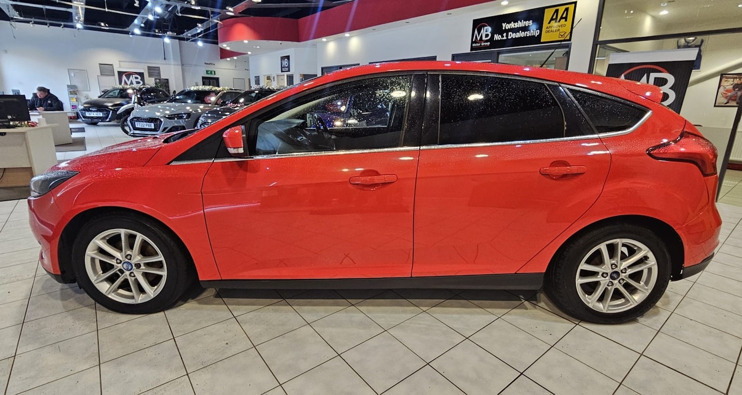 Used Ford Focus 2015 for sale - 77053701: Photo 4