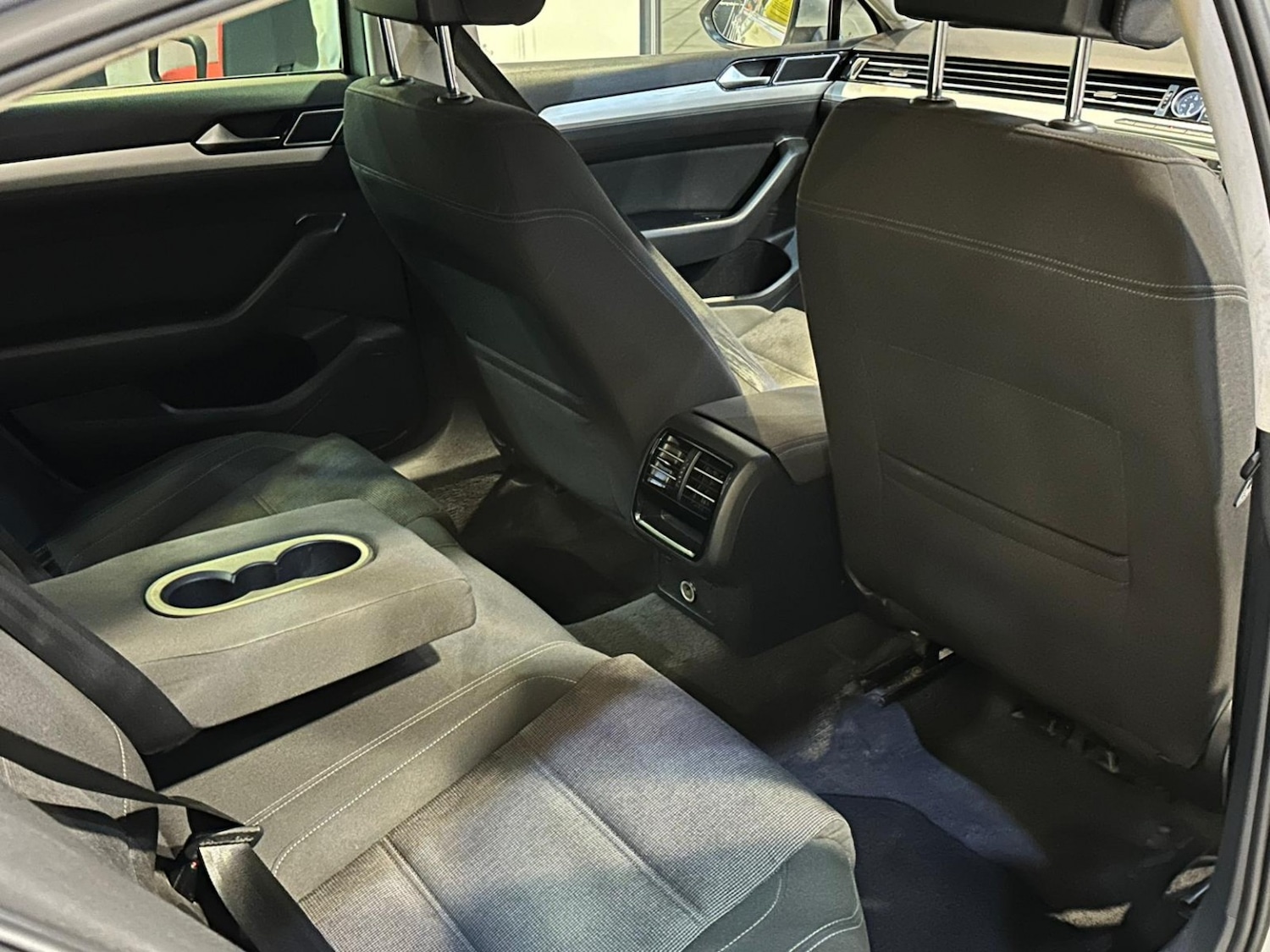 Used Volkswagen Passat 2015 for sale - 76412250: Photo 12