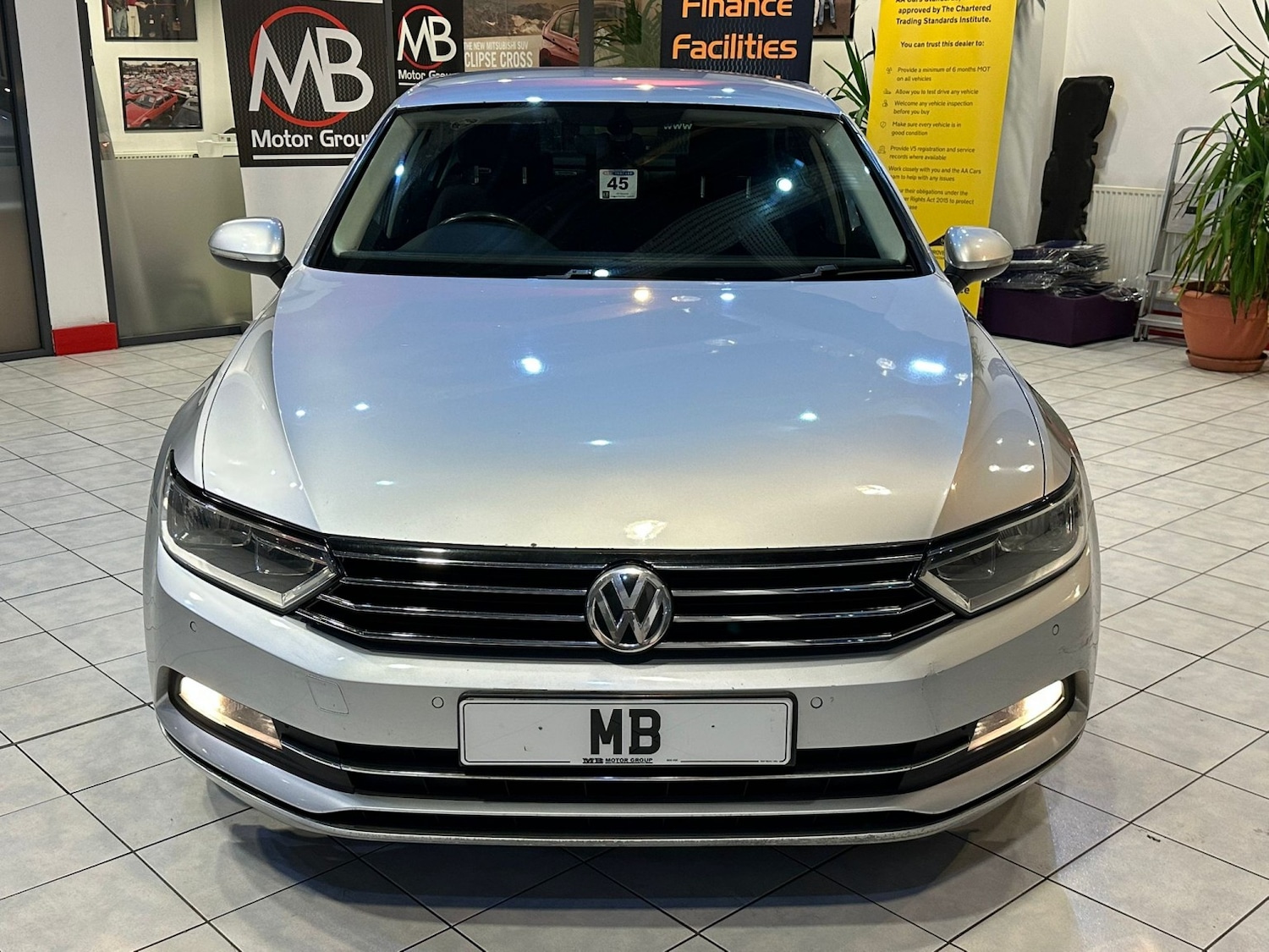 Used Volkswagen Passat 2015 for sale - 76412250: Photo 2