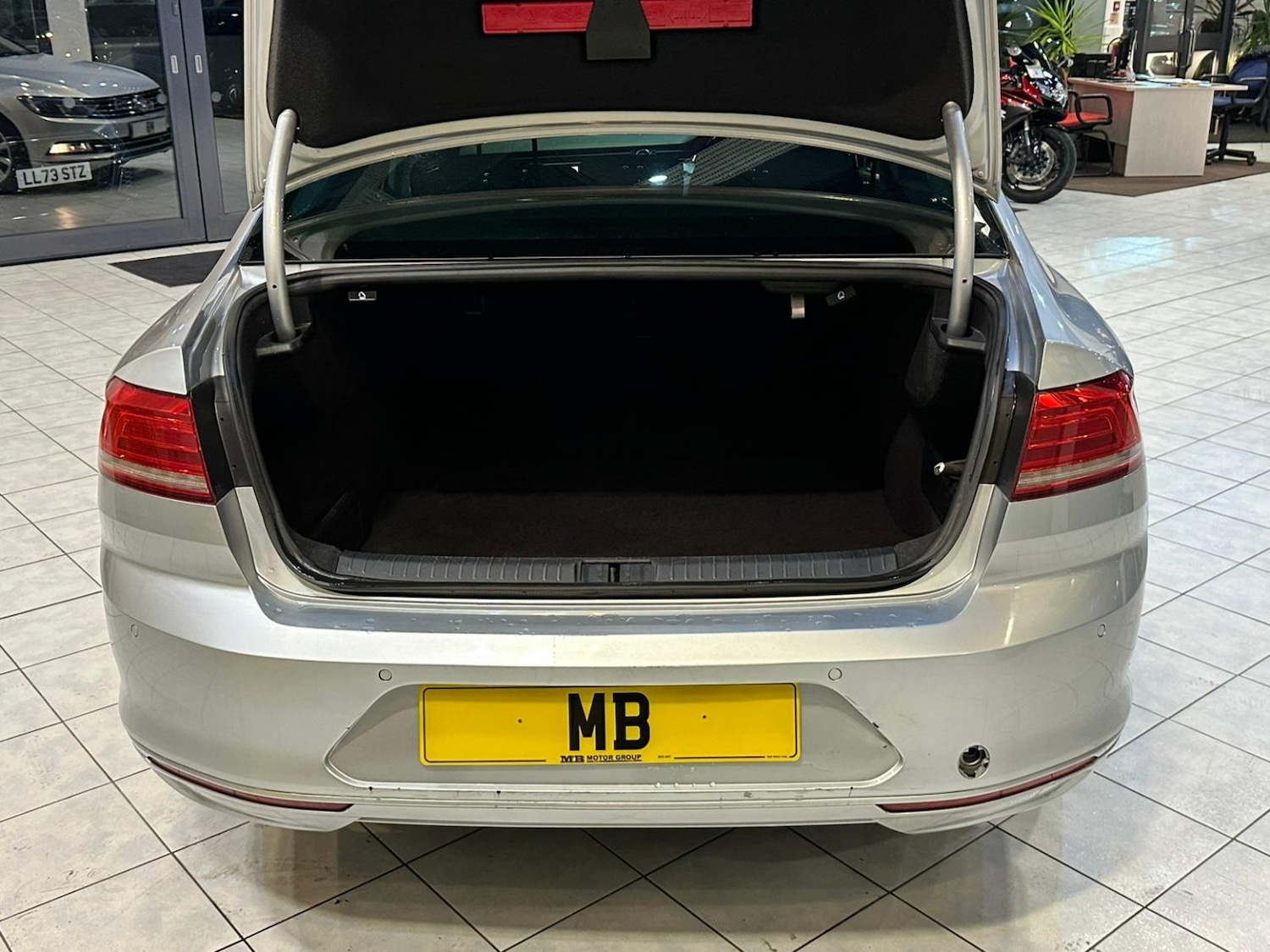 Used Volkswagen Passat 2015 for sale - 76412250: Photo 8