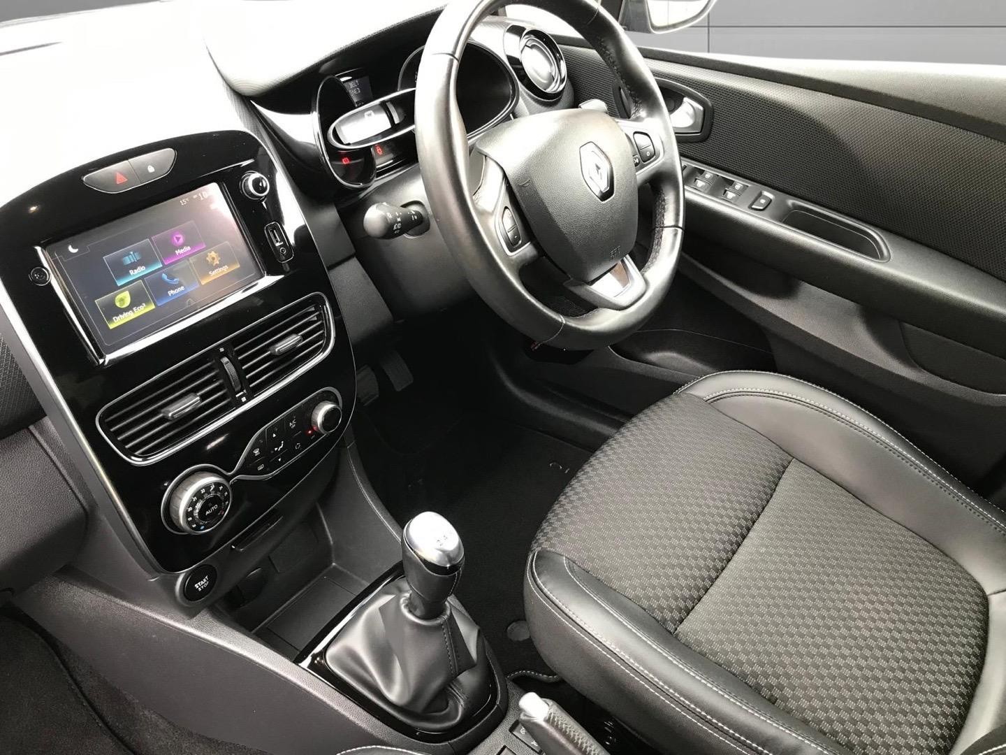 Used Renault Clio 2019 for sale - 77483675: Photo 12