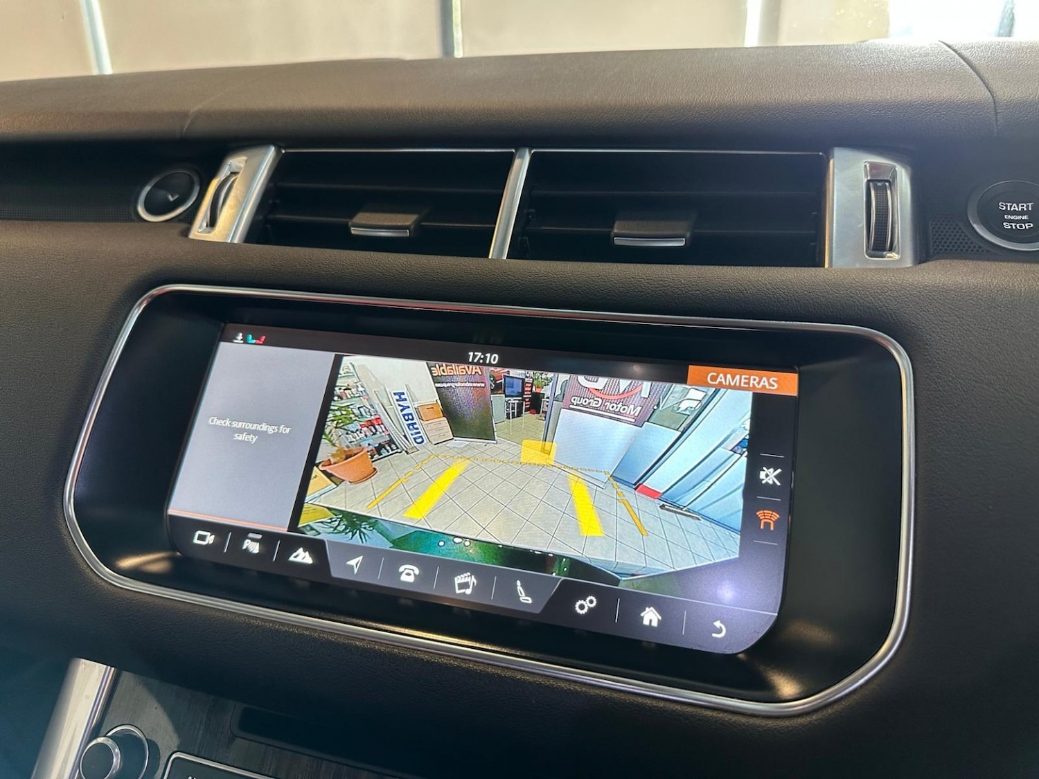 Used Land Rover Range Rover Sport 2017 for sale - 77103512: Photo 21