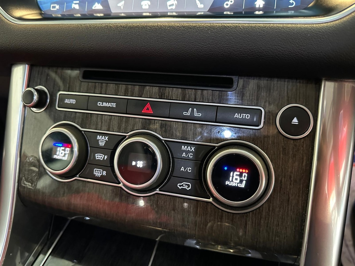 Used Land Rover Range Rover Sport 2017 for sale - 77103512: Photo 26