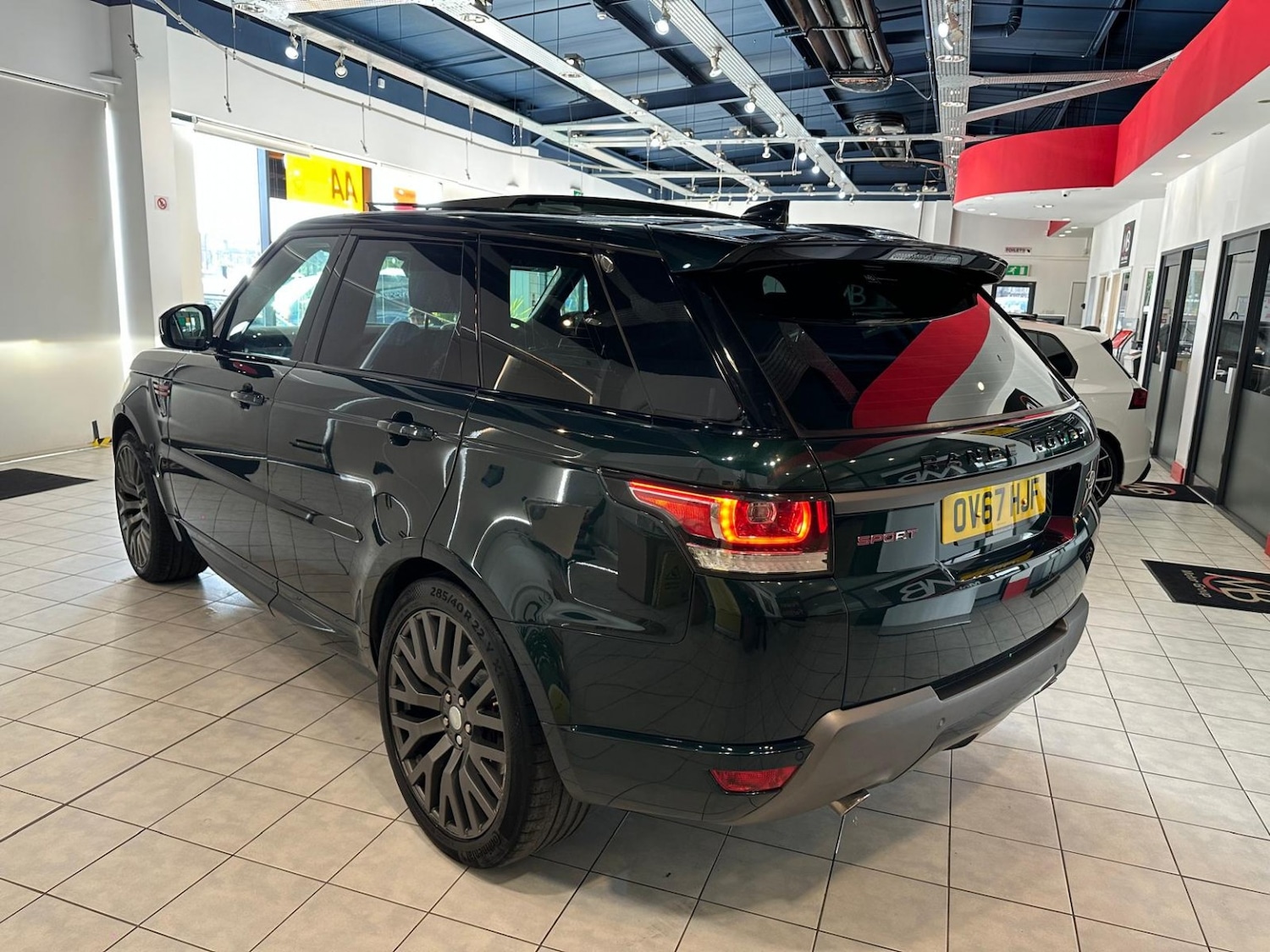 Used Land Rover Range Rover Sport 2017 for sale - 77103512: Photo 6