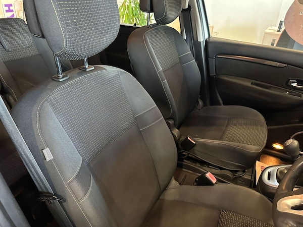 Used Renault Scenic 2010 for sale - 75504965: Photo 12