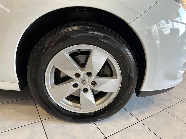 Used Renault Scenic 2010 for sale - 75504965: Photo 18