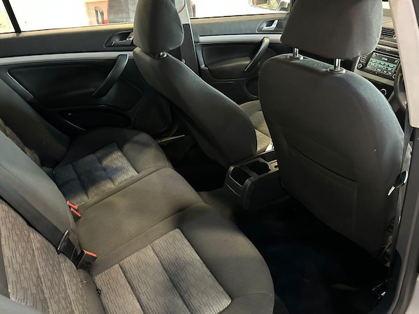 Used Skoda Octavia 2012 for sale - 76093697: Photo 11