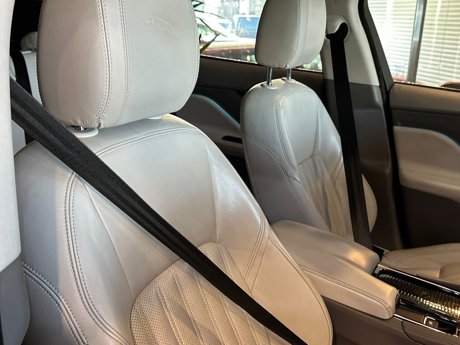 Used Jaguar F-Pace 2017 for sale - 77233783: Photo 23