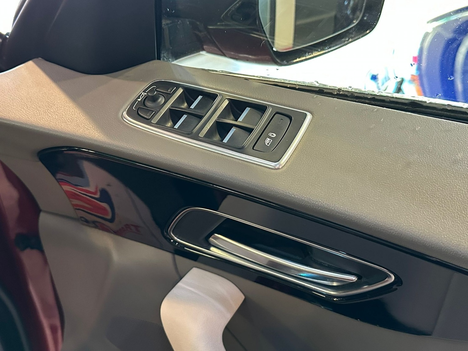 Used Jaguar F-Pace 2017 for sale - 77233783: Photo 24