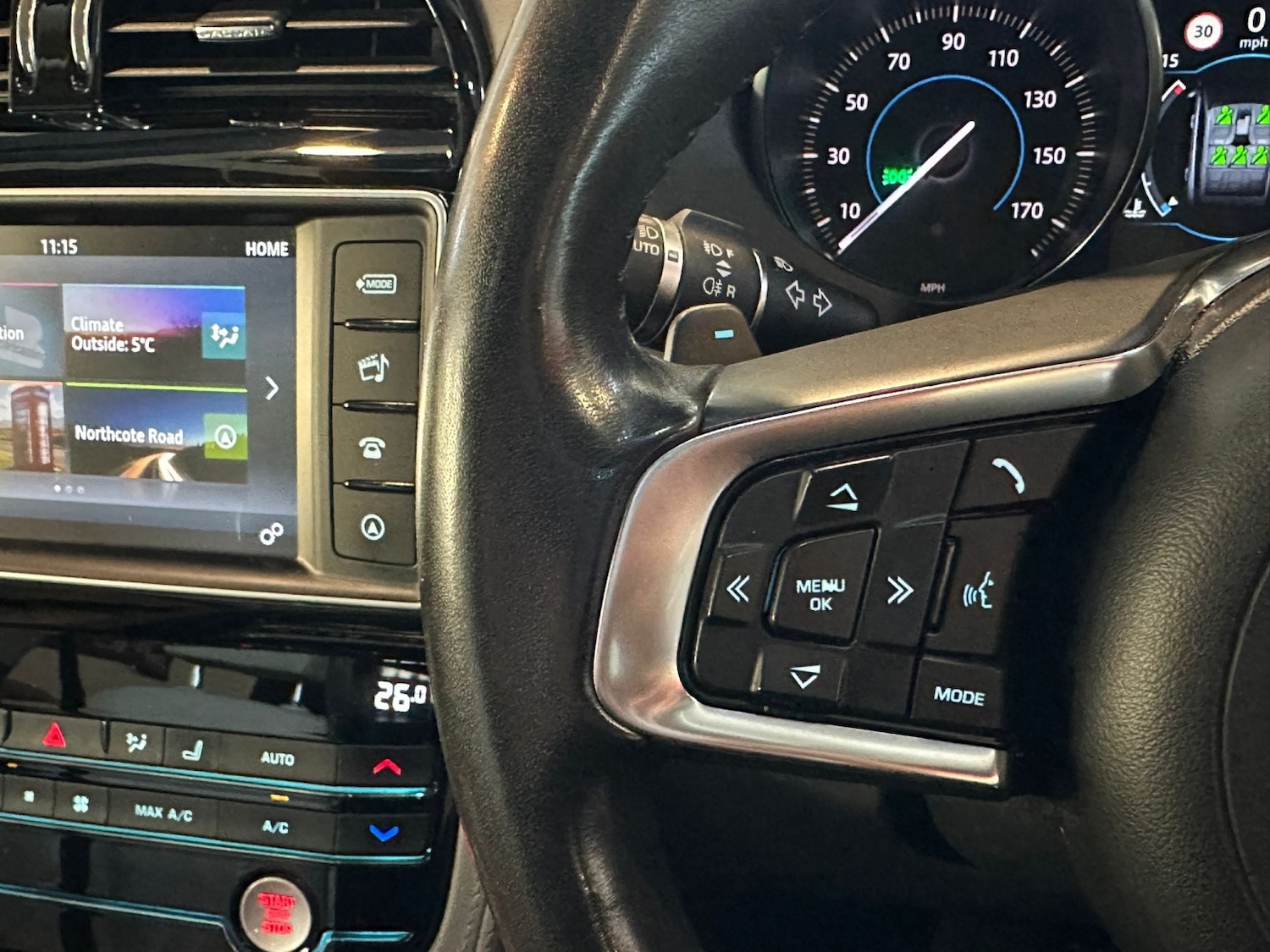 Used Jaguar F-Pace 2017 for sale - 77233783: Photo 26