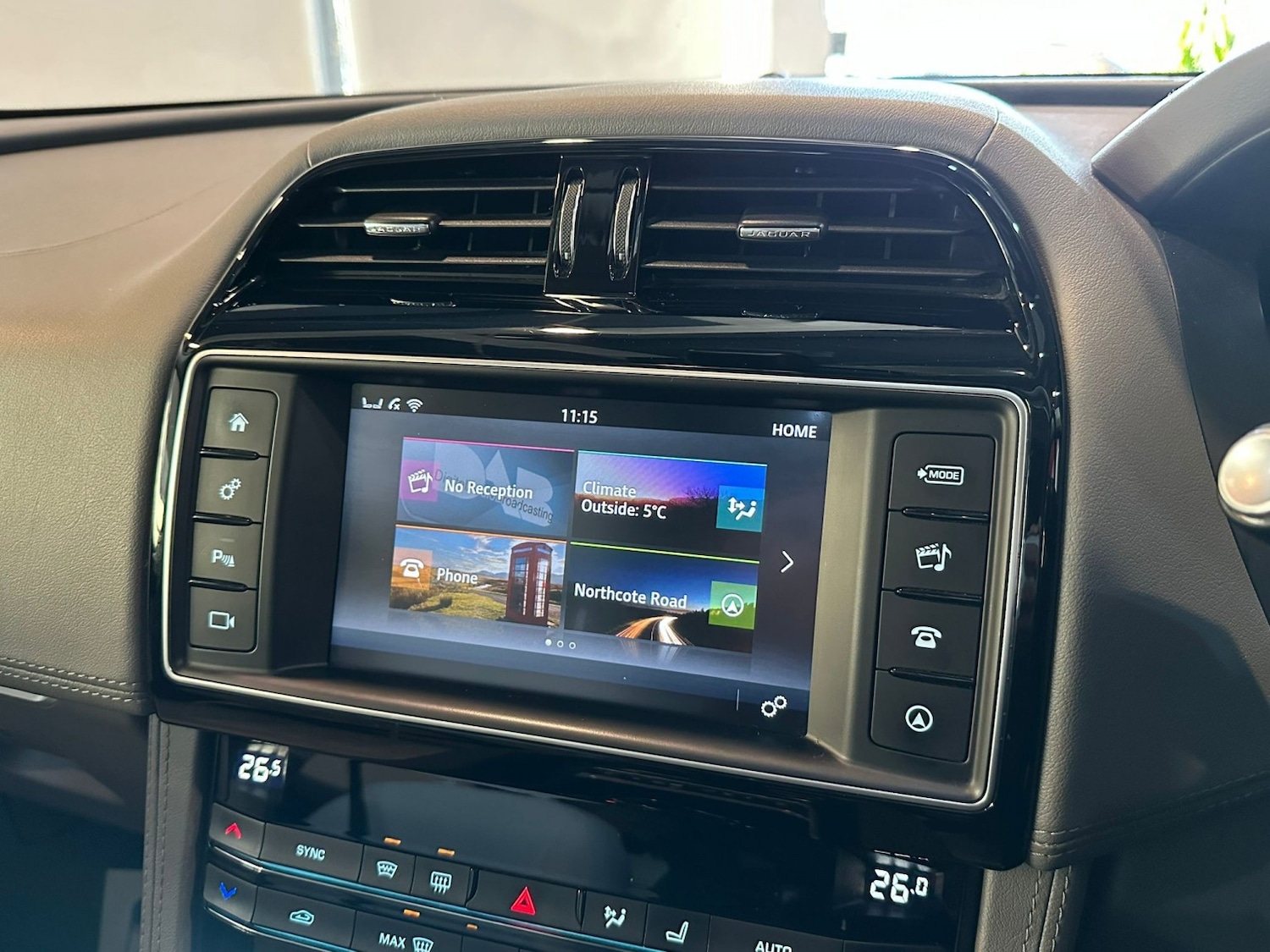 Used Jaguar F-Pace 2017 for sale - 77233783: Photo 28