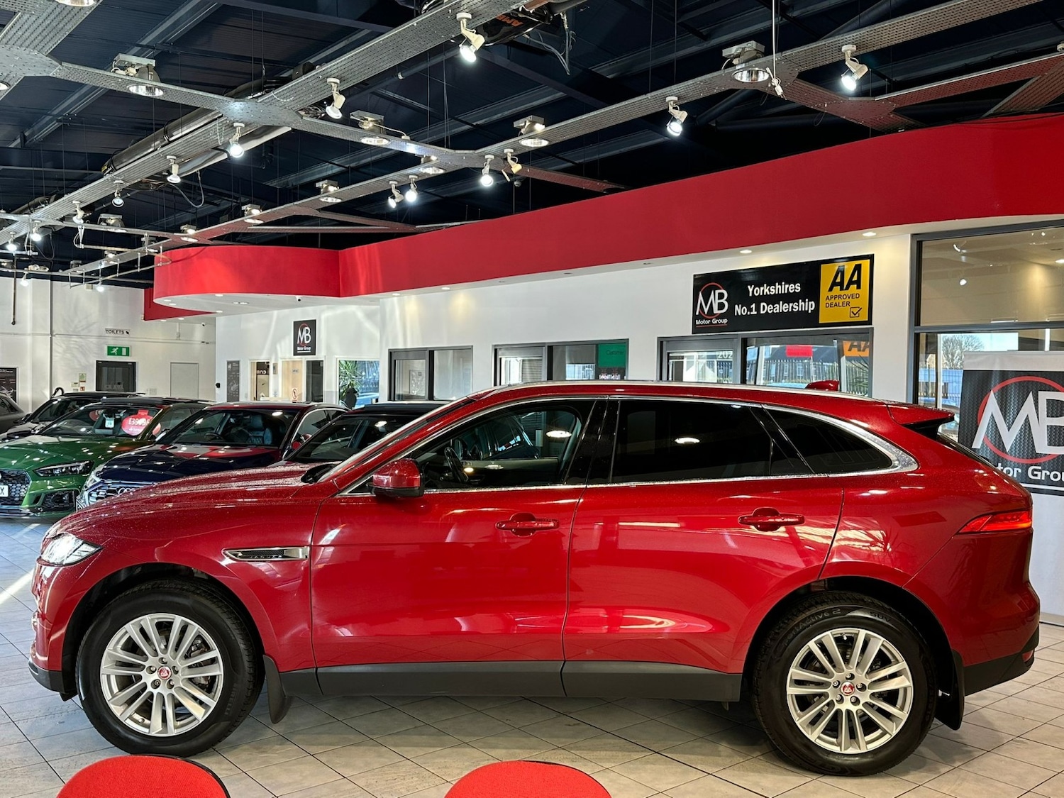 Used Jaguar F-Pace 2017 for sale - 77233783: Photo 3