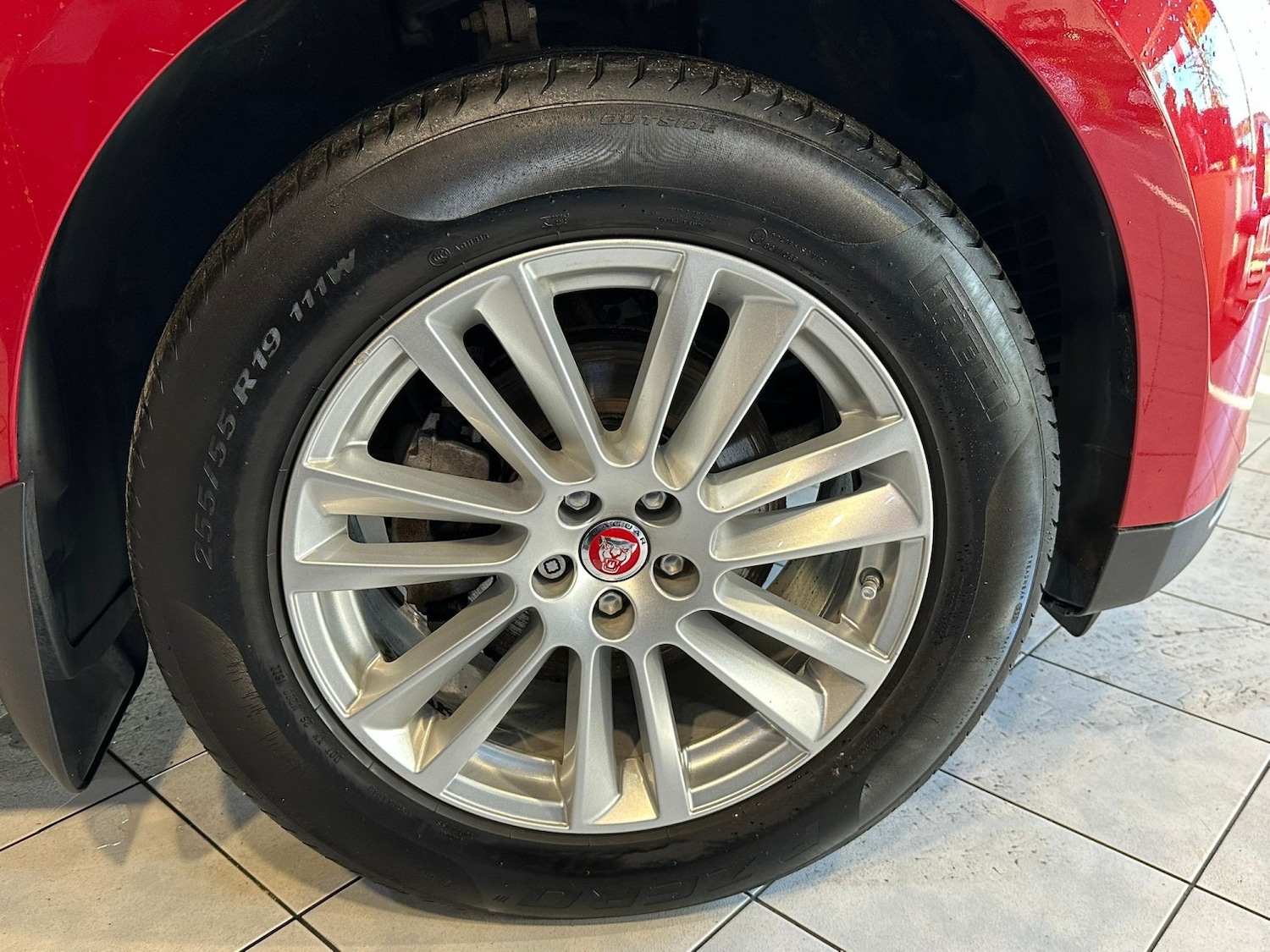 Used Jaguar F-Pace 2017 for sale - 77233783: Photo 9