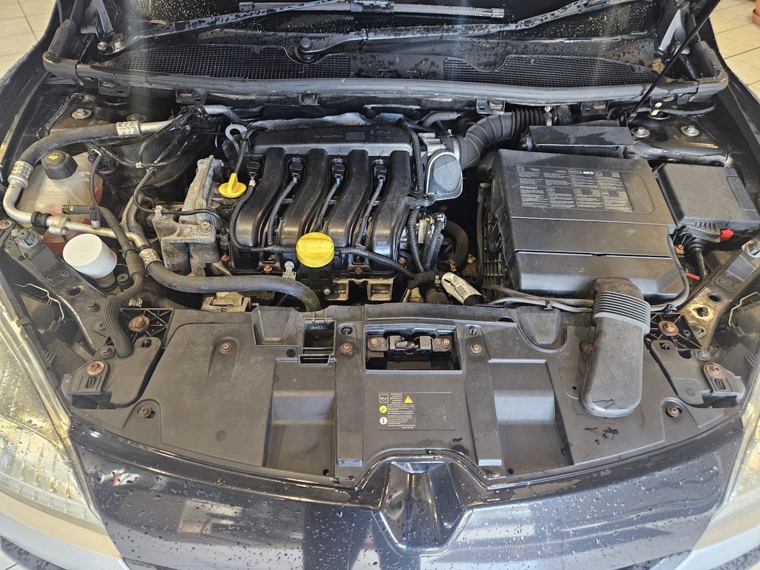 Used Renault Megane 2010 for sale - 76482887: Photo 19