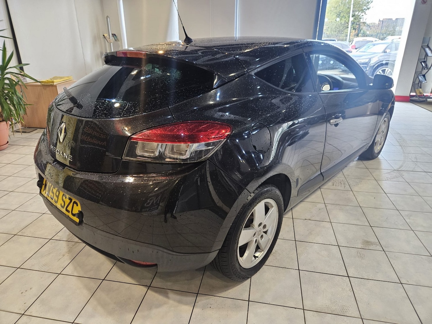 Used Renault Megane 2010 for sale - 76482887: Photo 9