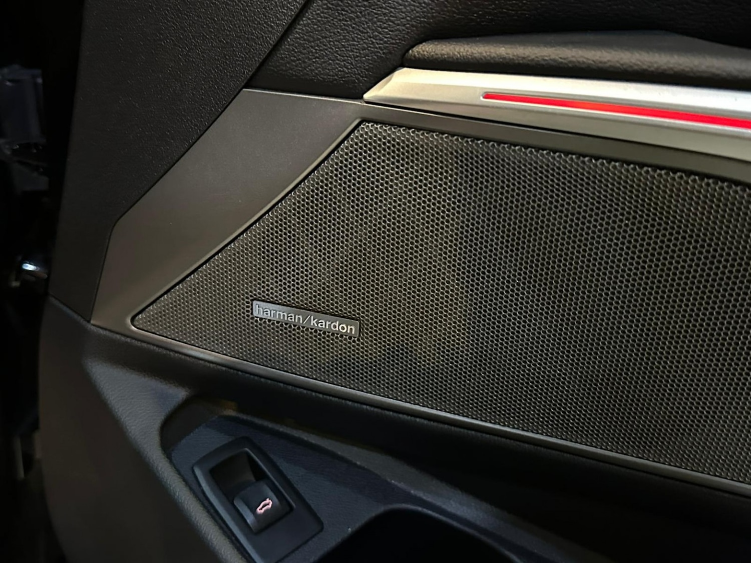 Used BMW 3 Series 2021 for sale - 76536853: Photo 30