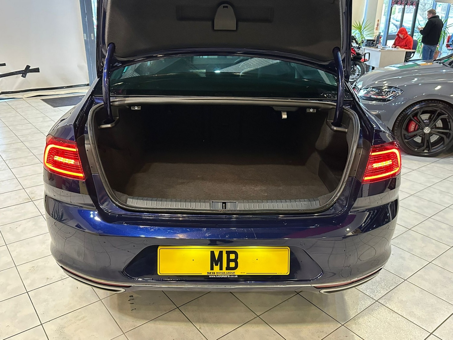 Used Volkswagen Passat 2017 for sale - 76982740: Photo 11