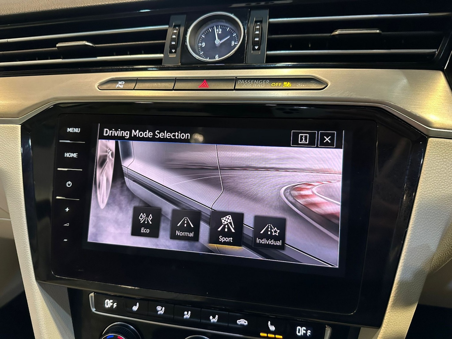 Used Volkswagen Passat 2017 for sale - 76982740: Photo 27