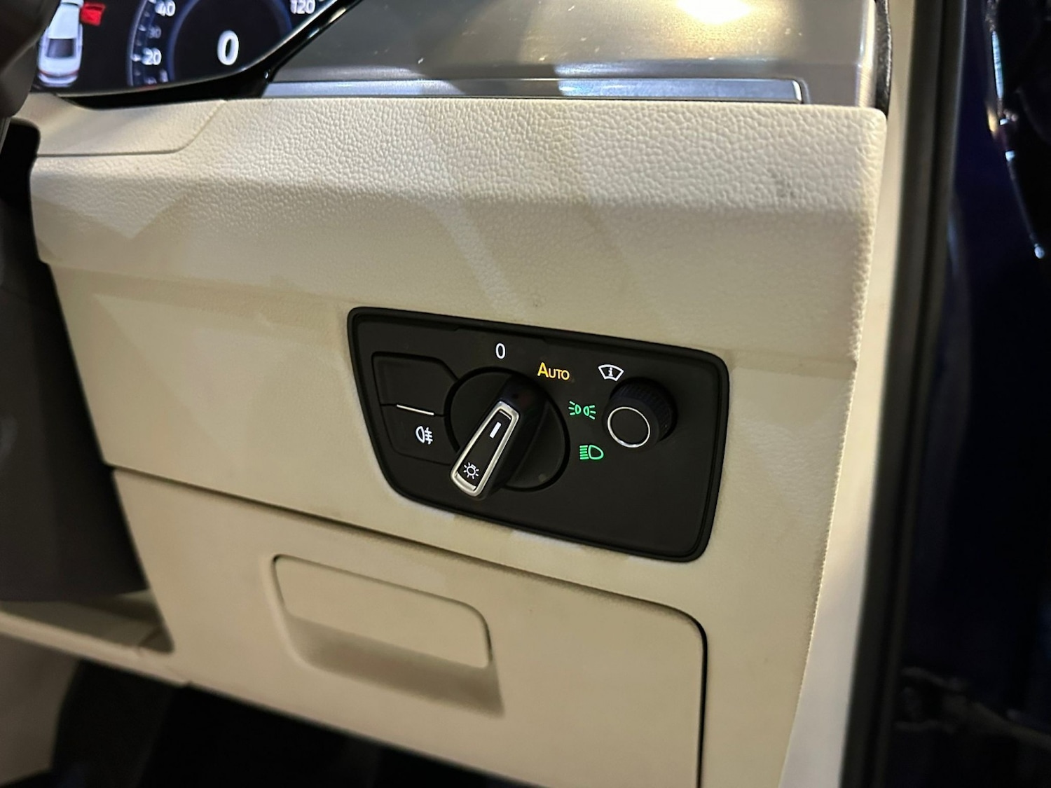 Used Volkswagen Passat 2017 for sale - 76982740: Photo 33