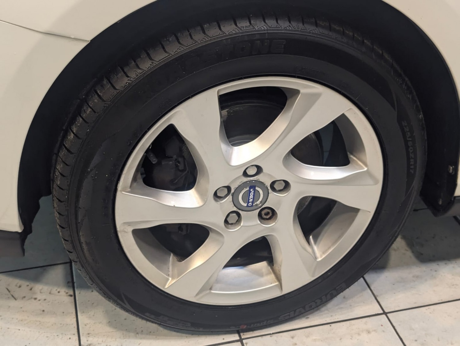 Used Volvo V40 Cross Country 2013 for sale - 77595230: Photo 14