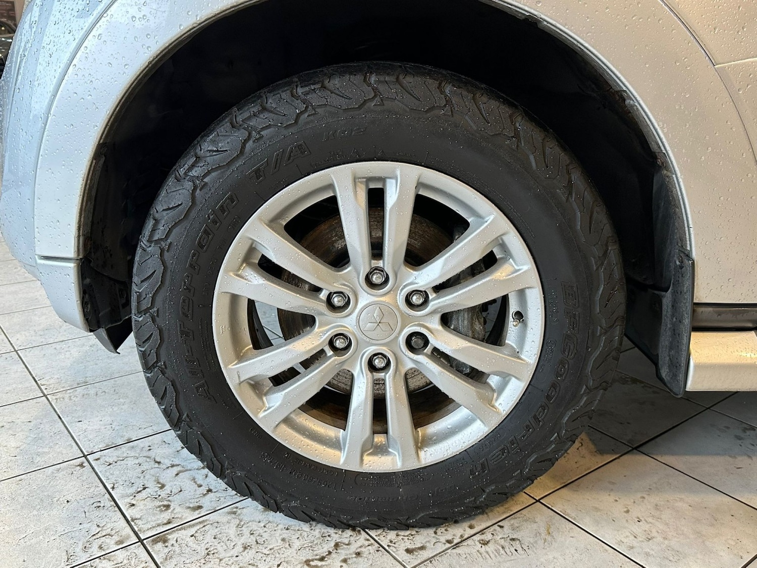 Used Mitsubishi Shogun 2012 for sale - 77303744: Photo 11