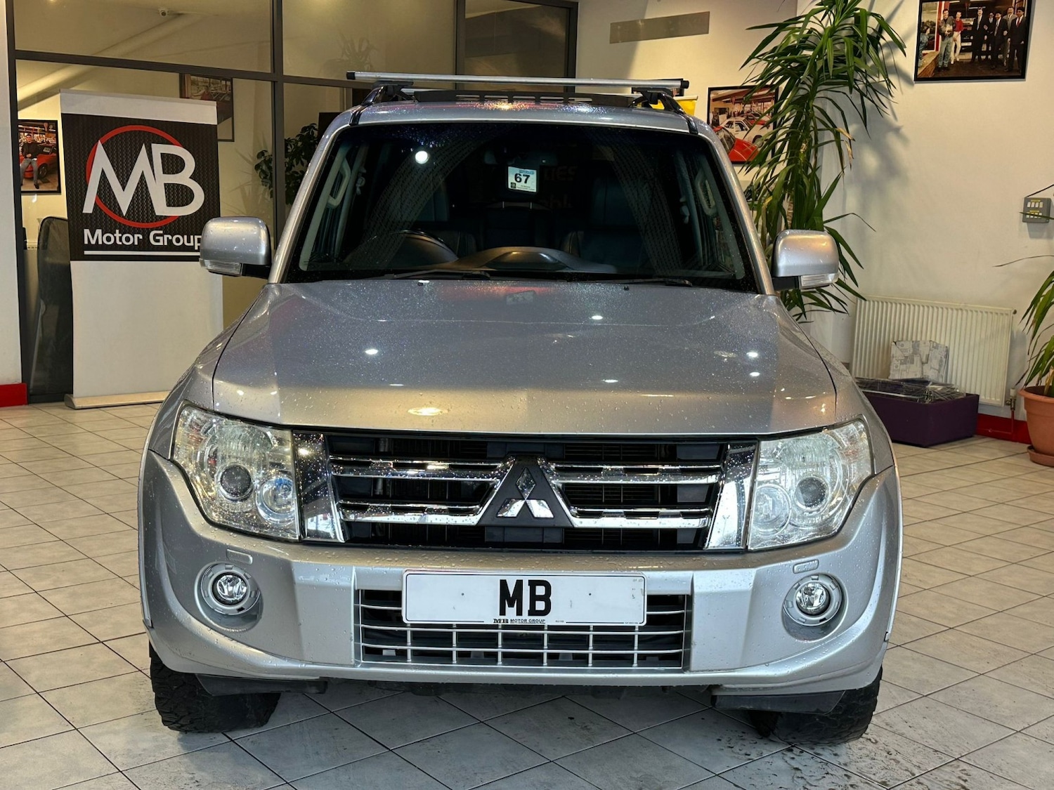 Used Mitsubishi Shogun 2012 for sale - 77303744: Photo 2