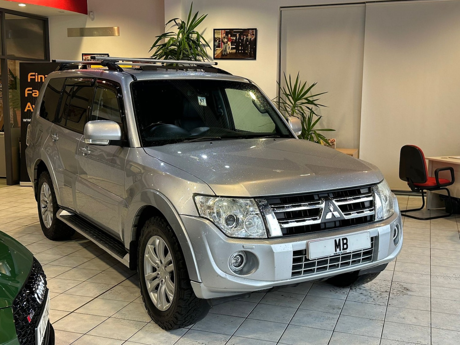 Used Mitsubishi Shogun 2012 for sale - 77303744: Photo 5