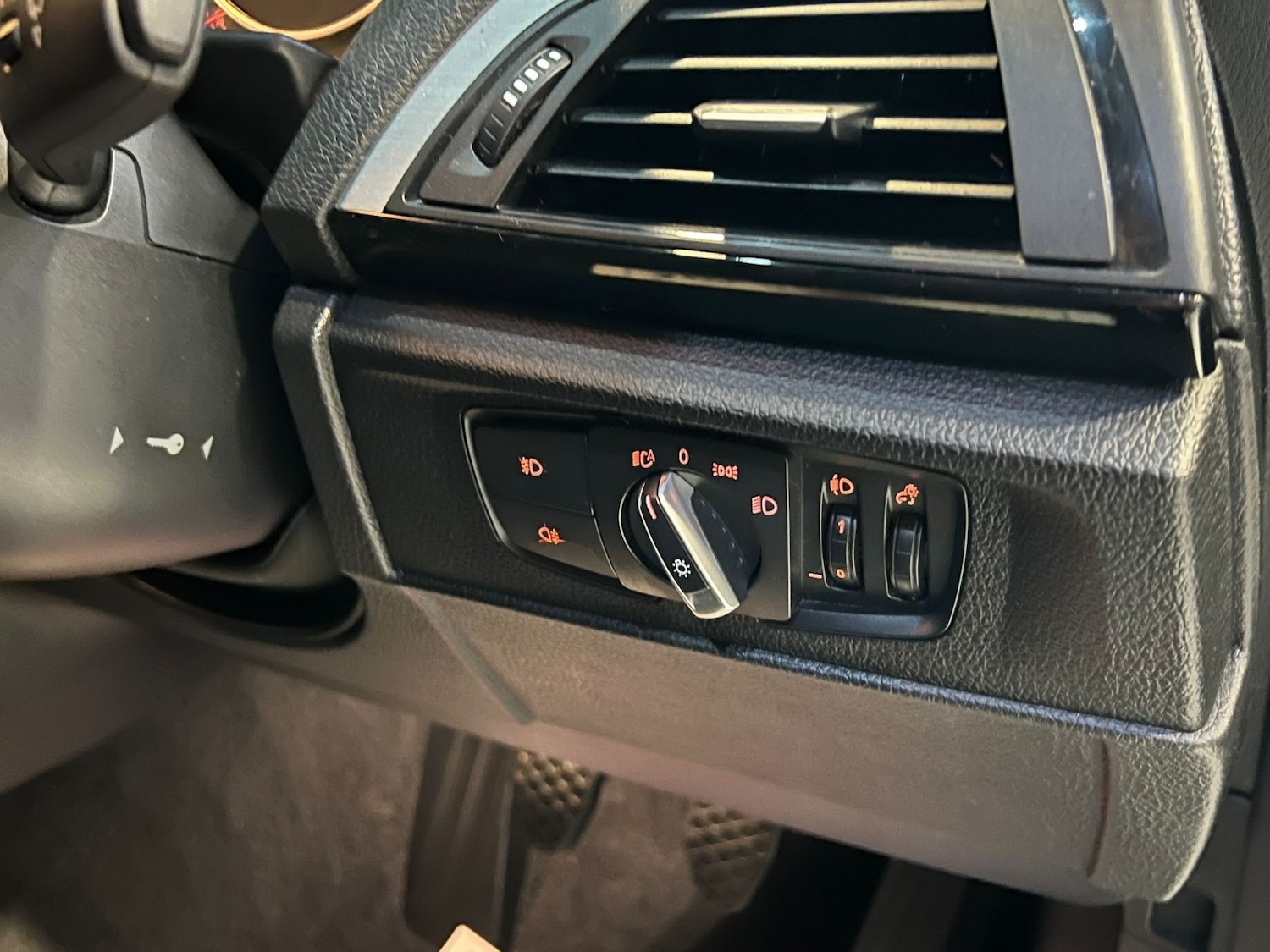 Used BMW 1 Series 2014 for sale - 76363060: Photo 23