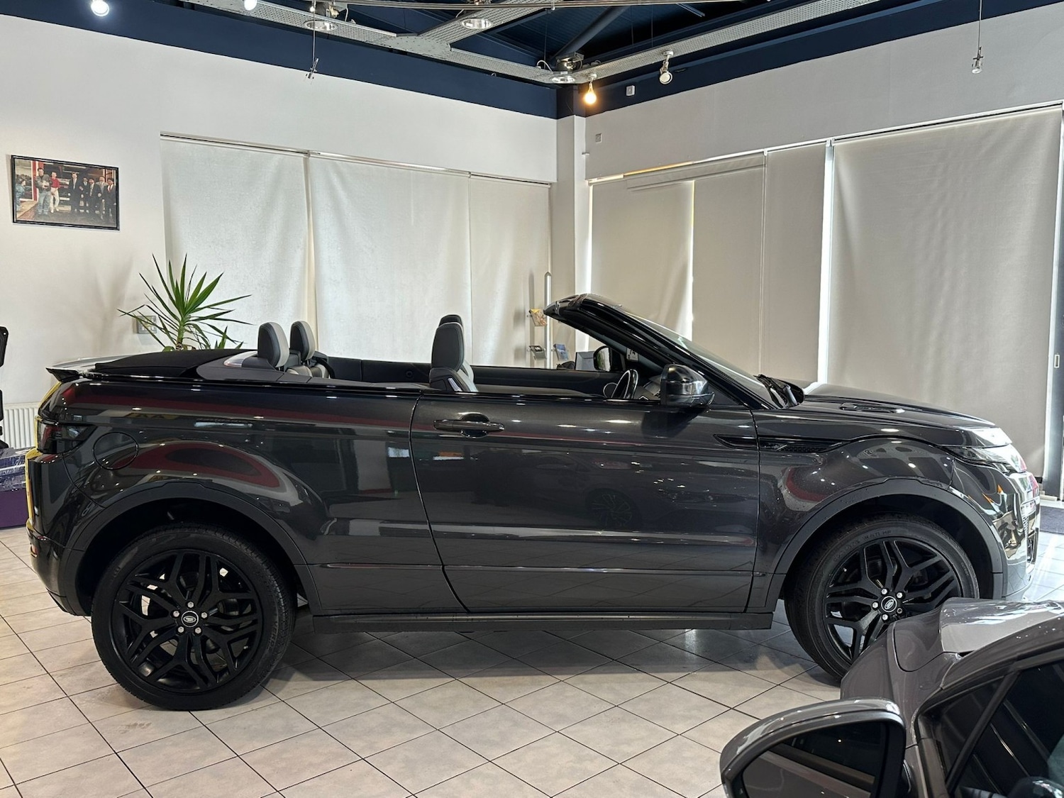 Used Land Rover Range Rover Evoque 2017 for sale - 76439927: Photo 10