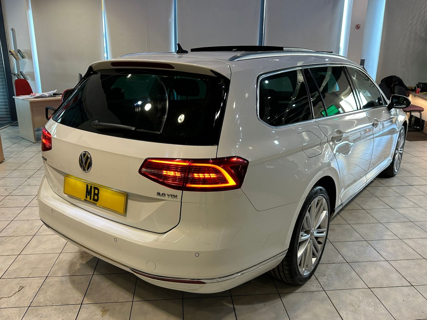 Used Volkswagen Passat 2017 for sale - 77189324: Photo 11