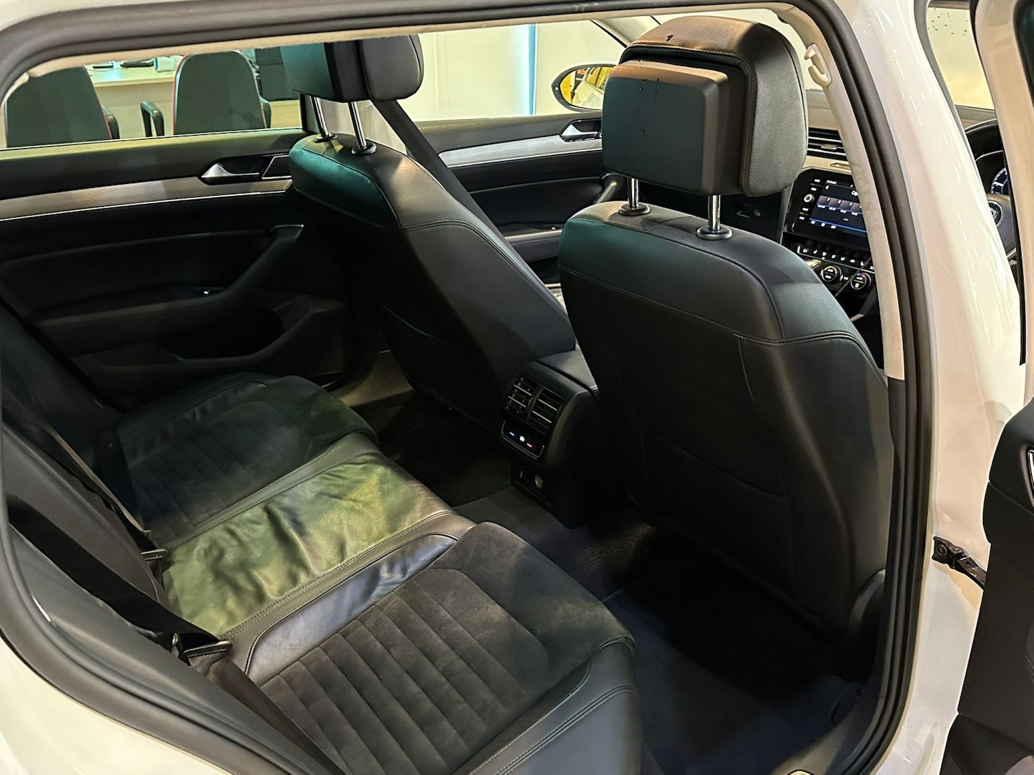 Used Volkswagen Passat 2017 for sale - 77189324: Photo 15