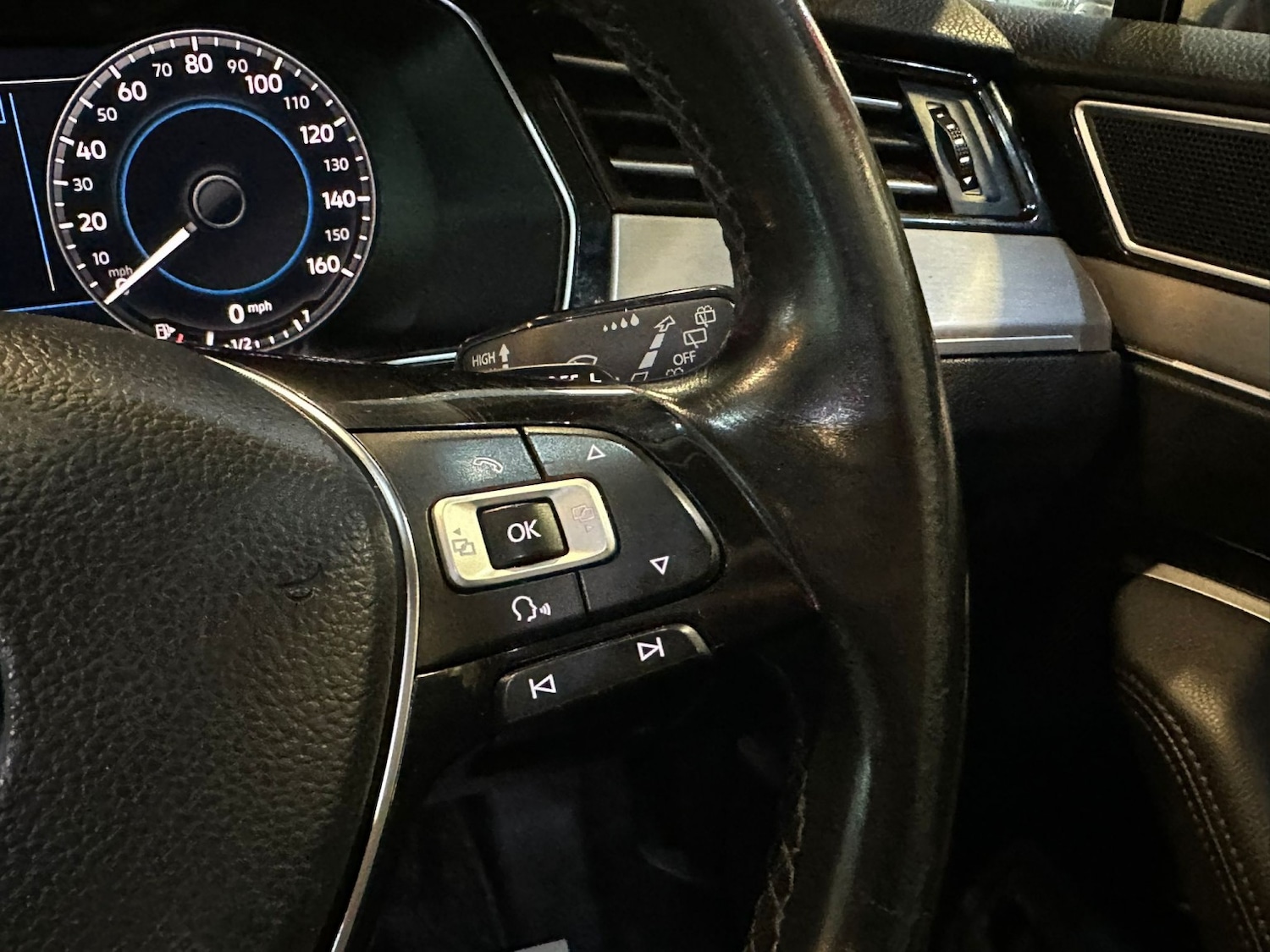 Used Volkswagen Passat 2017 for sale - 77189324: Photo 29