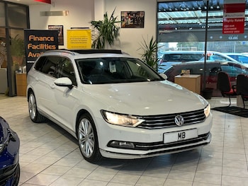 Used Volkswagen Passat 2017 for sale - 77189324: Photo
