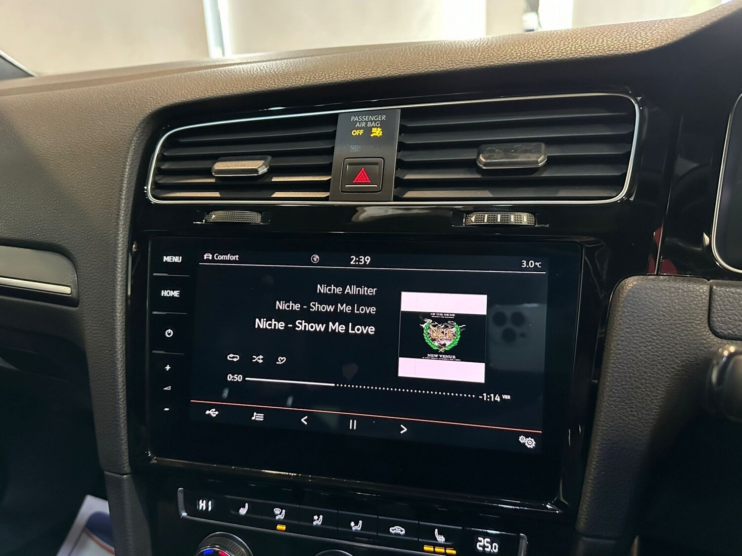 Used Volkswagen Golf 2018 for sale - 77609976: Photo 19